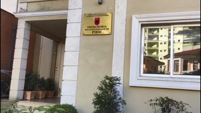 Prokuroria e Fierit dërgon në gjyq drejtorin dhe specialistët e Agjencisë Rajonale Mjedisore për shkelje ligjore