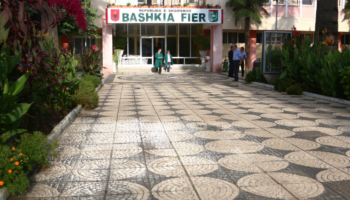 Prokuroria e Fierit mbyll hetimet dhe çon në gjyq tre drejtorët e bashkisë