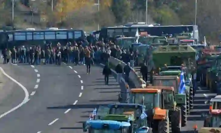 Protesta e fermerëve në Greqi, bllokohet sërish aksi rrugor Kakavijë–Janinë