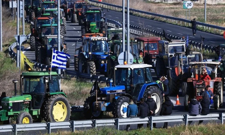 Protesta e fermerëve në Greqi, oraret kur do të herë i bllokuar qarkullimi në Kakavijë-Janinë