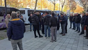 Protesta e transportit në Vlorë, kërkohet që të ndalet konkurrenca nga të paligjshmit