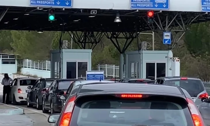 Protestat e fermerëve grekë, vijon për 3 orë bllokimi në aksin Kakavijë–Janinë