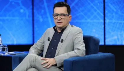 “Protestat e PD janë si funeral”, Spahiu: S’kanë rrëzuar dot kurrë një qeveri! Partitë e vogla kanë…