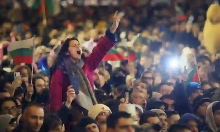 Protestat masive/ Pse po ngrihen bullgarët kundër korrupsionit