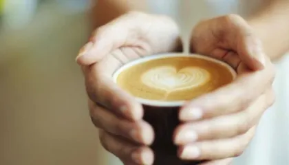 Pse kafeja shkakton nervozizëm dhe ankth tek disa njerëz
