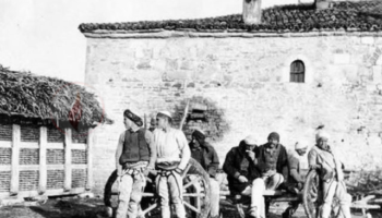 Pse ndër shqiptarë, myslimanët përdornin emra të krishterë dhe të krishterët emra myslimanë?