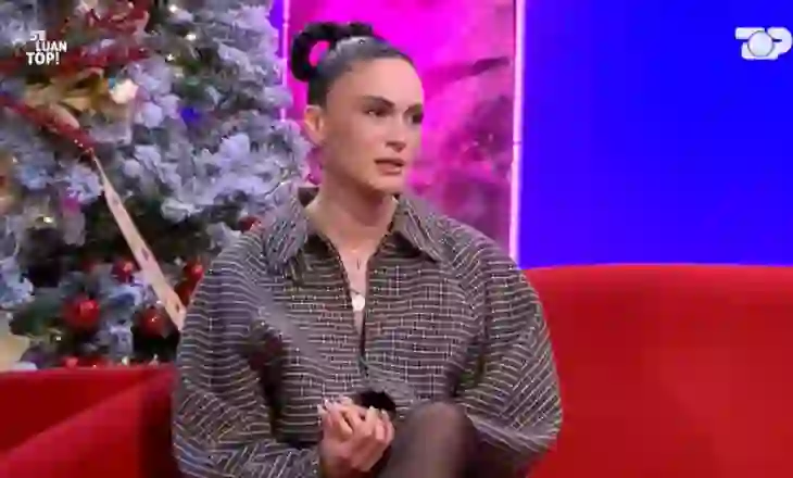 “Pse nuk munda të bëja më shumë”/ I vëllai vrau veten me armën e shërbimit, Sheila Haxhiraj në lot: Pengu im…