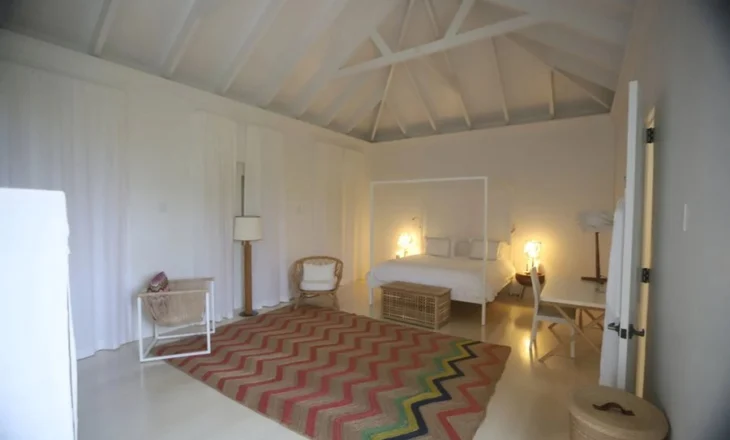 Publikohen për herë të parë video nga ishulli privat i Epsteinit