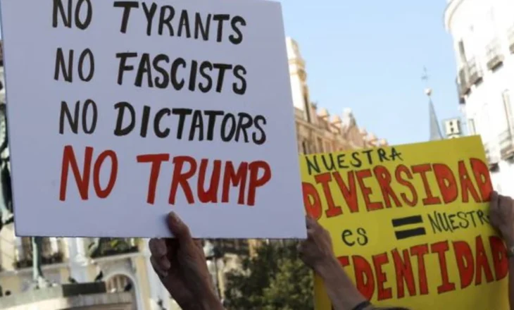 Publikohet sondazhi: Gjysma e europianëve e shohin Donald Trump si “armik të Europës”