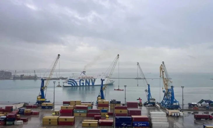Punëtori nga Azerbajxhani humbi jetën në Portin e Durrësit, arrestohen kapiteni dhe inxhinieri i anijes