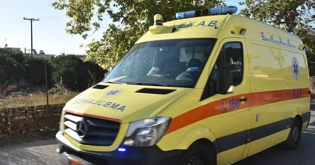 Punonte në kantier ndërtimi/ Rrëzohet nga kati i tretë, punëtori 51-vjeçar në gjendje kritike