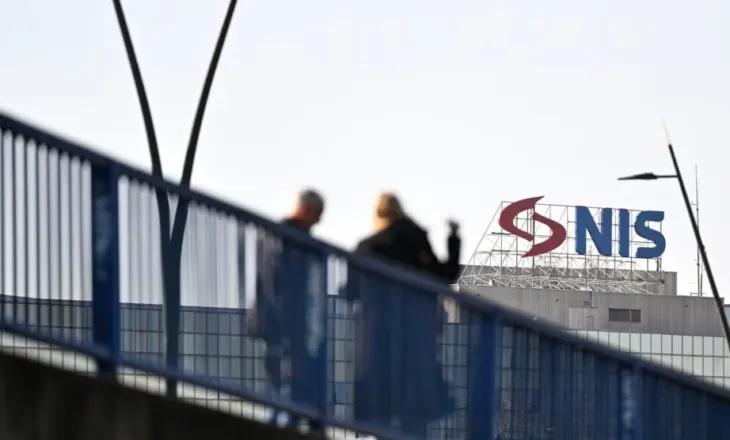 Putin: Rusia “ka ide” si të zgjidhet çështja e NIS-it të sanksionuar serb