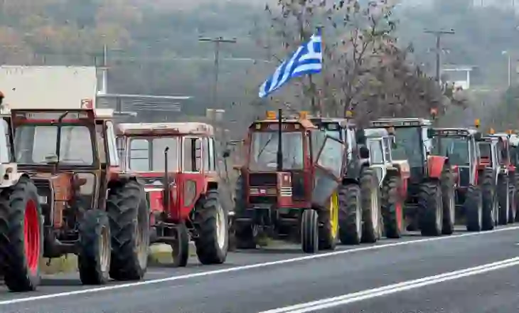 Qeveria Mitsotakis kërkon dialog, por prodhuesit mbeten të vendosur: Pa zgjidhje konkrete, nuk tërhiqemi