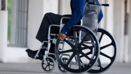 Qeveria rrit pagesën për paketën higjieno-sanitare të paraplegjikëve dhe tetraplegjikëve, efektet nisin nga 1 Janari