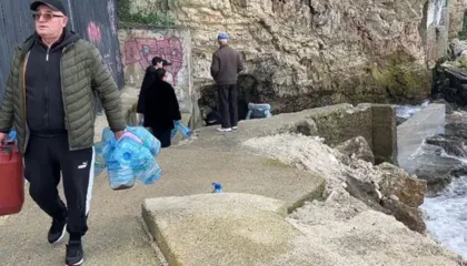 Qytetarët mbetet pa ujë prej 72 orësh, furnizohen në zonën e Ujit të Ftohtë