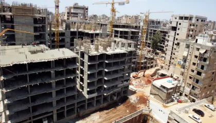 Ra nga lartësia e pallatit ku po punonte, ndërron jetë 57-vjeçari në Durrës