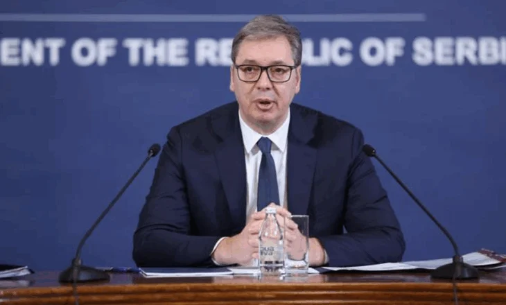 “Rafineria e NIS mbyllet sot”, Vuçiç i drejtohet kombit: Serbia vuan, rusët dhe amerikanët shohin interesat e tyre