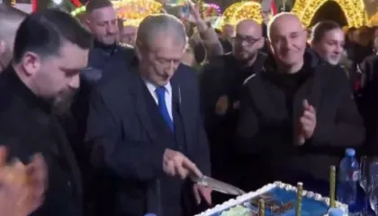 ‘Rama rri në pushtet se s’ngrihemi ne’, Berisha: Ta përmbysim diktaturën e dytë, më 22 dhjetor të gjithë në Tiranë