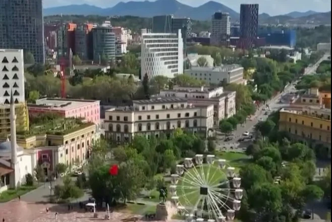 Rama: Vjen në e-Albania një tjetër shërbim për studentët dhe ish-studentët