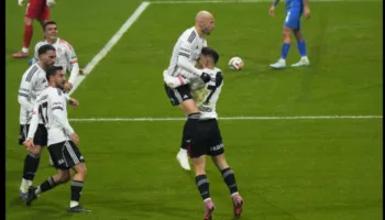 Rashica heroi i Besiktas, ylli i Kosovës i jep fitoren ekipit të tij ndaj atij të Qazim Laçit (video)