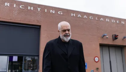 Reagon Rama pas takimit me Thaçin: E gjeta komandantin në formë edhe pse me ndalime absurde të drejtash