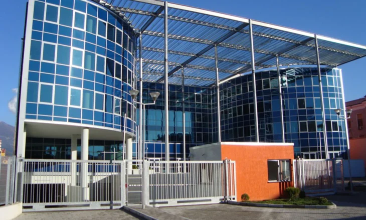 “Revanshi”/ SPAK dërgon për gjykim 27 persona, mes tyre Ervis Martinaj dhe ish deputeti Arben Ndoka