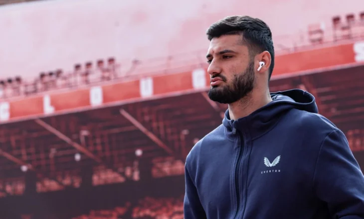 Rikthimi si titullar i Brojës, trajneri i Burnley: Jam i kënaqur, ishte versioni më i mirë i tij