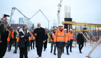 Rindërtohet Pediatria në QSUT, Rama inspekton punimet: Shërbim cilësor për pacientët