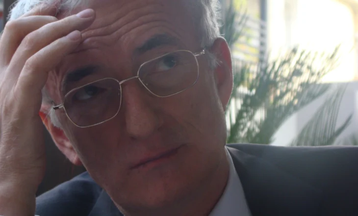 “Romeo pa emër i Roza Xh.”, tregim nga Mehmet Elezi