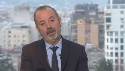 Rrëfimi tronditës i ish-oficerit të Policisë, zbulon ekskluzivisht “marrjen peng” brenda Komisariatit