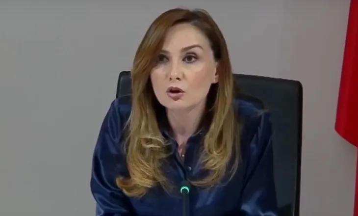 ‘Rrezikon të kthehet në lavatriçe financiare’, Tabaku denoncon ngritjen e Bankës Kombëtare të Zhvillimit: Do mbledhi…