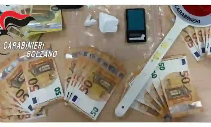 Rrjeti i drogës në Bolzano/ 240 doza kokaine gati për shitje, bie në pranga pronari shqiptar