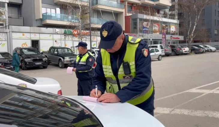 Rrugorja bën ‘namin’ në Tiranë/ Ja sa gjoba janë vendosur në 48 orët e fundit