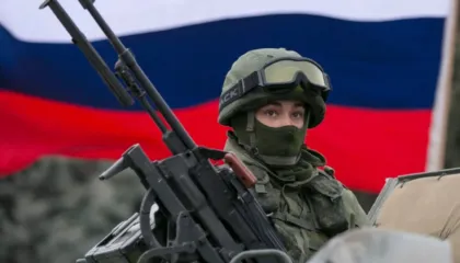 Rusia grumbullon trupa pranë NATO-s, Gjermania paralajmëron kërcënim të drejtpërdrejtë