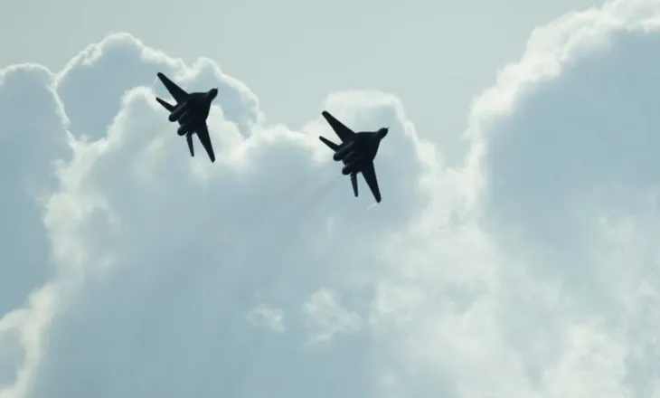 Rusia sulmoi Kievin herët në mëngjes, Polonia ngre avionët luftarakë për të mbrojtur hapësirën ajrore