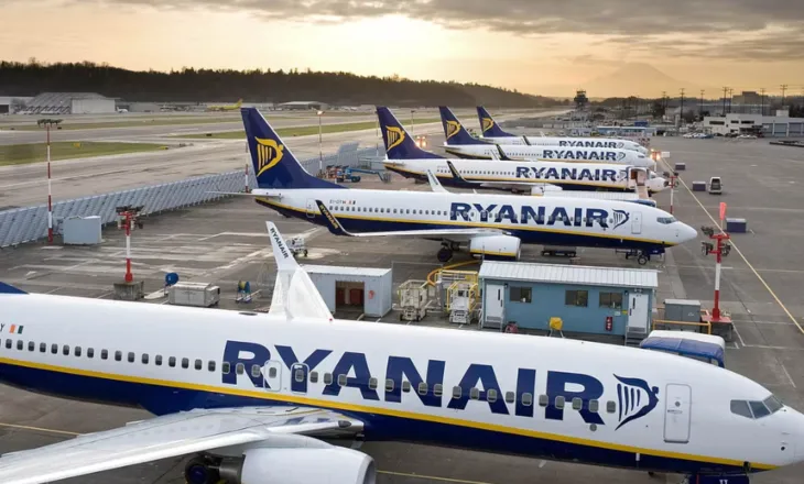 Ryanair nuk ngre avionët për Krishlindje, gjysmë milioni pasagjerë mbetën ‘në tokë’
