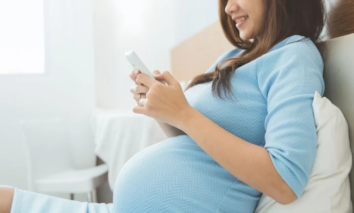 Sa e rrezikshme është përdorimi i celularit gjatë shtatzënisë? Ja çfarë thonë studimet…