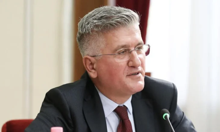 Sali Berisha një burrë shteti/ Gjekmarkaj pranon mëkatin e tij të bërë në politikë