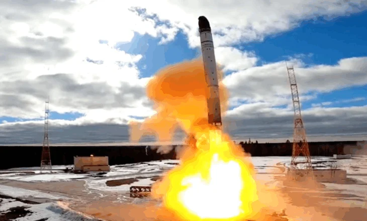 “Satan II”/ Dështon sërish testimi i “armës vdekjeprurëse” të Putinit