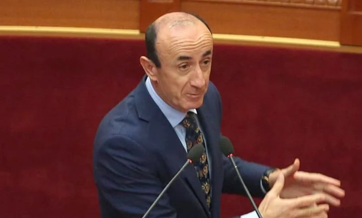 “S’do qaj pas derës së Berishës, PD më përzuri”/ Dash Sula zbulon planet: Kam marrë oferta, Rama…