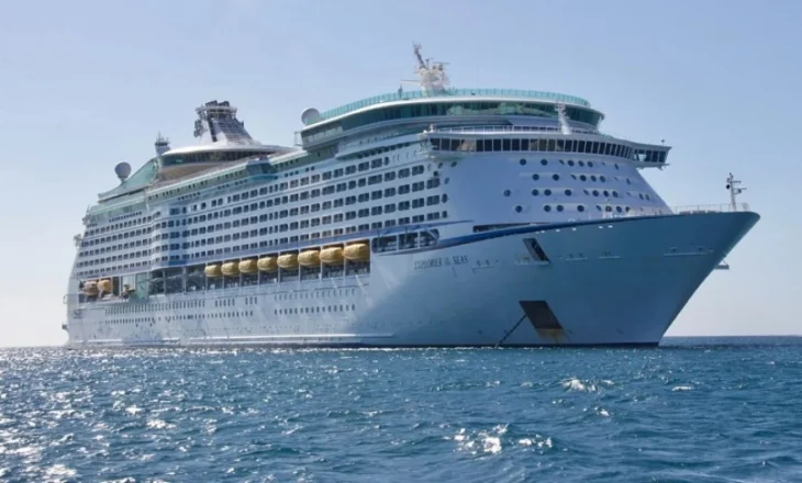 Senati francez voton pro taksës së re prej 15 eurosh për pasagjer për anijet turistike