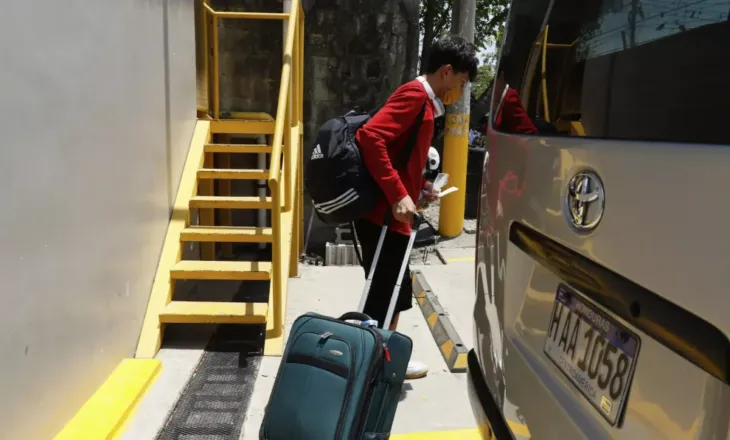 SHBA ofron bonus për migrantët që largohen vullnetarisht