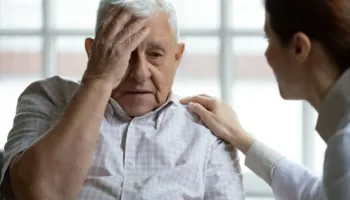 Shkeli urdhrin e mbrojtjes dhe kërcënoi me jetë të atin, bie në pranga i riu (Detajet)