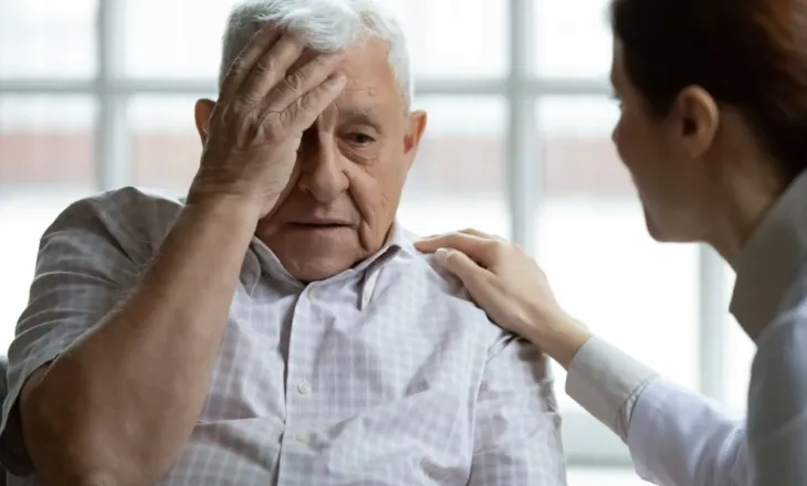 Shkeli urdhrin e mbrojtjes dhe kërcënoi me jetë të atin, bie në pranga i riu (Detajet)