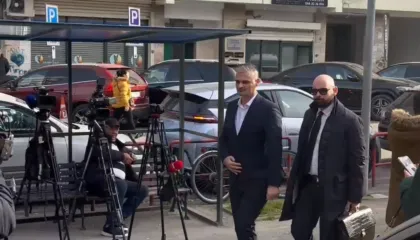 Shkelje e barazisë në tendera, krerët e KESH dhe ARRSH paraqiten në GJKKO