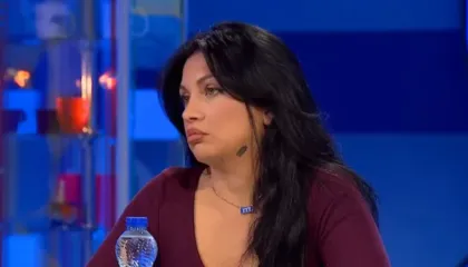 Shkurta Haxhia kritikon Elijonën: “Një person false, po ec me badigarda dhe avokatë”