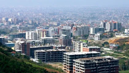 Shoqata e pasurive të paluajtshme thirrje Presidentit Begaj: Dekretoni sa më parë rivlerësimin e pronave