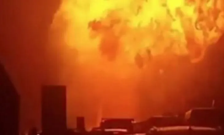 Shpërthim i fuqishëm në autostradën Milano-Napoli pas përplasjes së kamionit me gaz