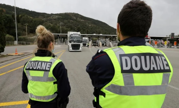 Shqiptari kapet me 18 kg kokainë në Francë: “Jam në vështirësi financiare”