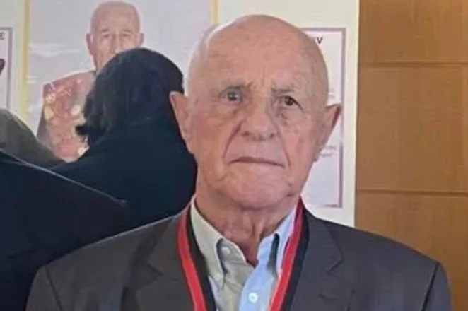 Shuhet legjenda e mikrofonit sportiv Ismet Bellova, Methasani: Humbëm një pasuri të madhe, shkollën e gazetarisë sportive